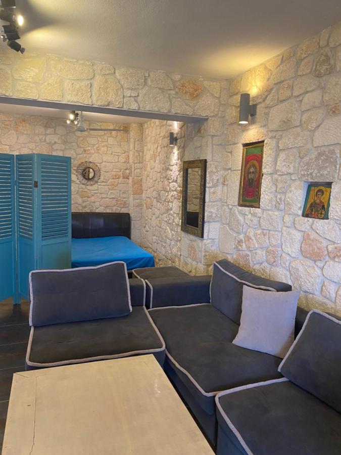 Frenki Apartment By The Sea Siviri Bagian luar foto